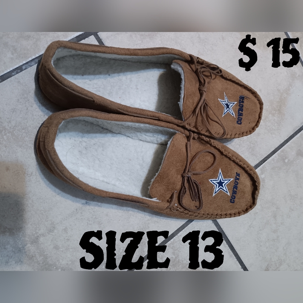 Dallas Cowboys slippers